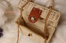 Load image into Gallery viewer, brandedcle picnic cross body bag